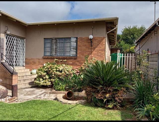 3 BEDROOM HOUSE FOR SALE IN GERDVIEW